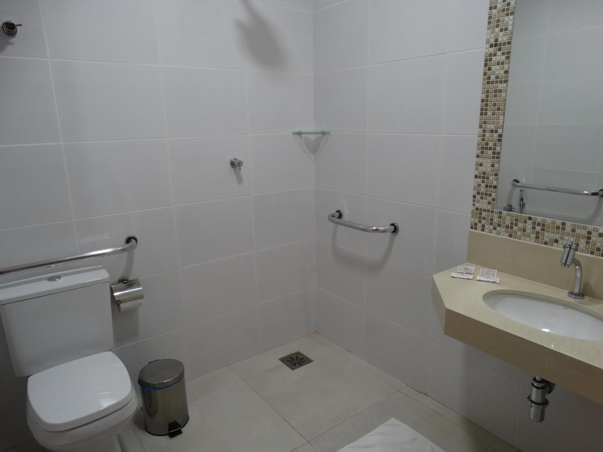Hotel E Restaurante Sabor De Minas Салинас Стая снимка